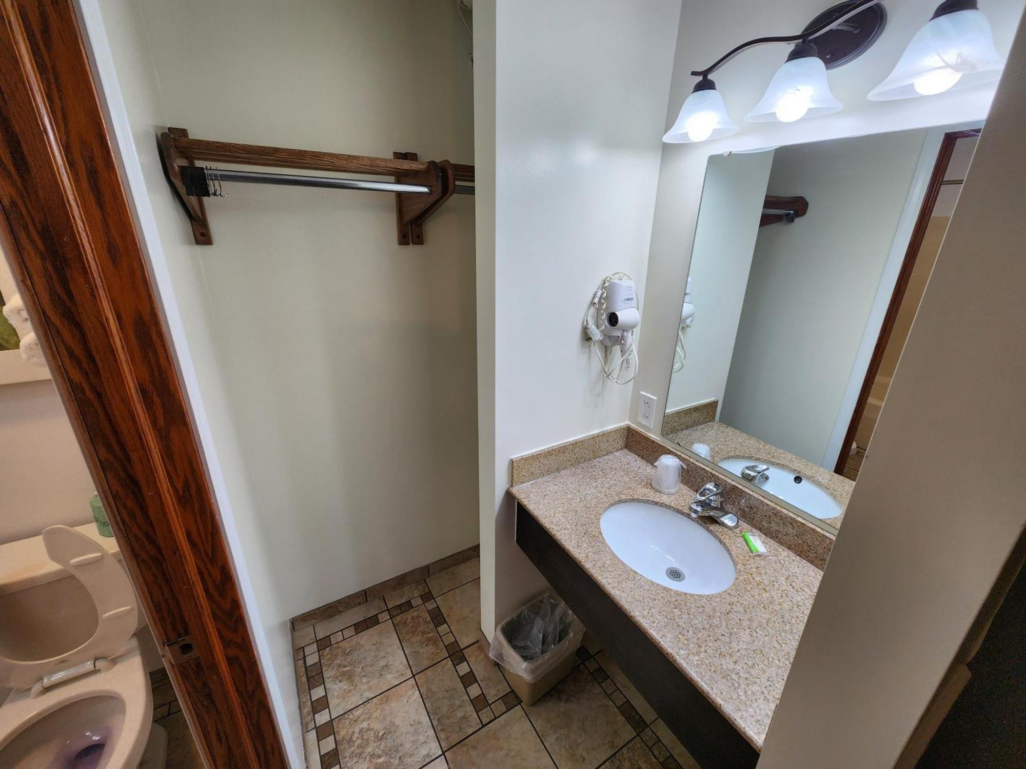 Jefferson Hills Motel Clairton Quarto foto