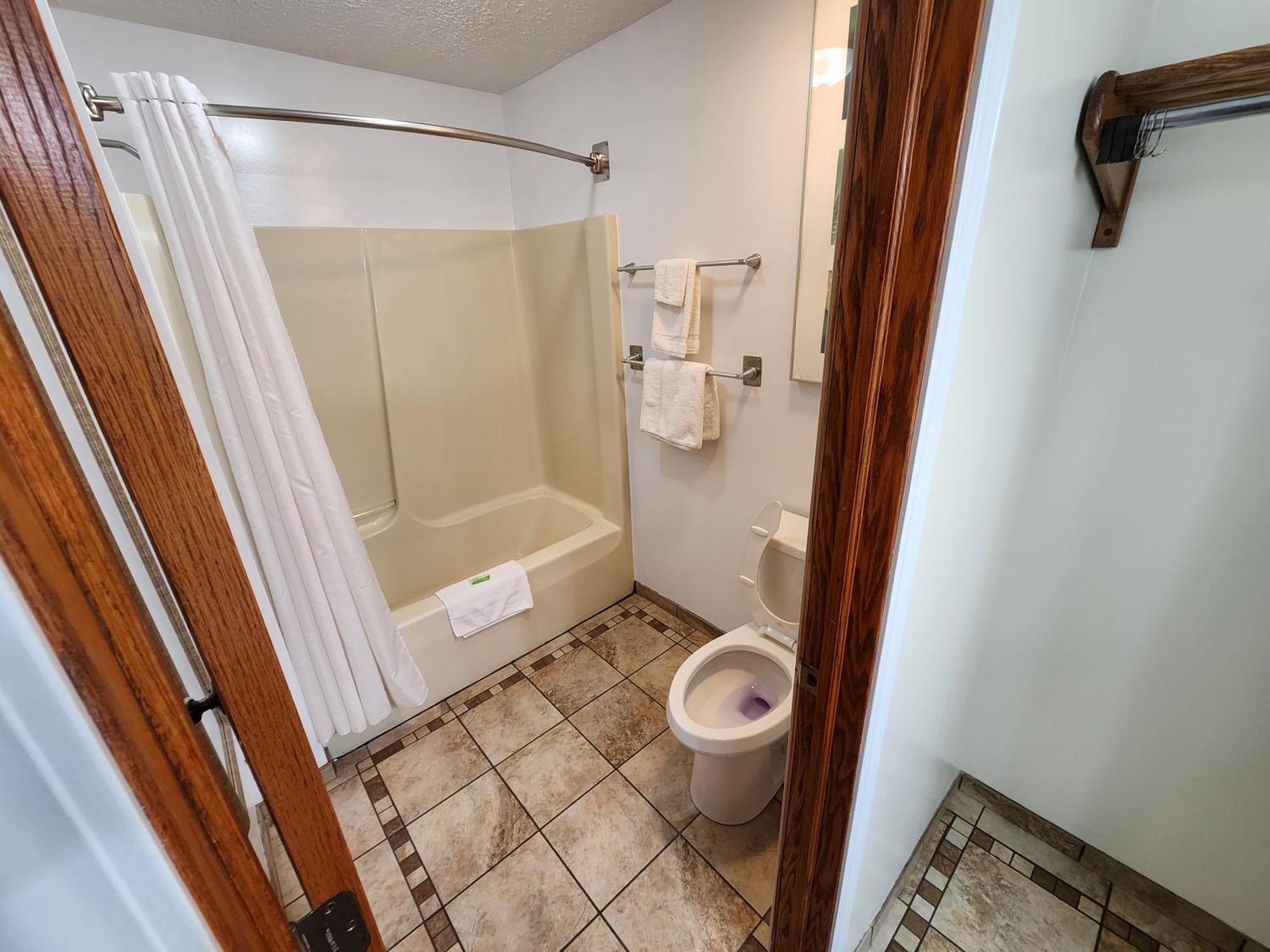 Jefferson Hills Motel Clairton Quarto foto